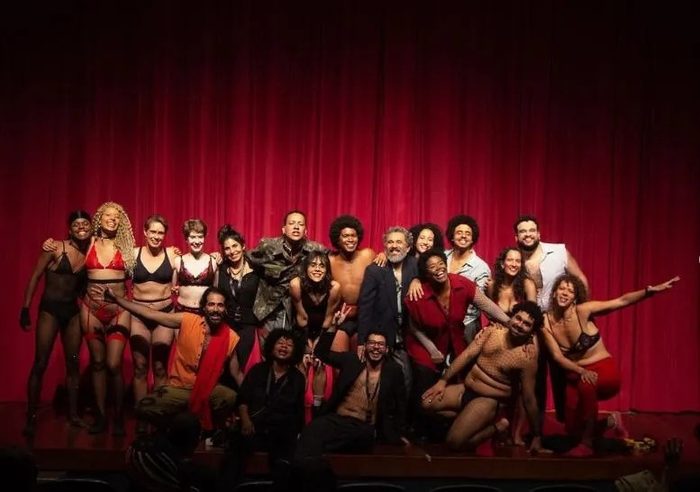 Elenco de Lorca em cena